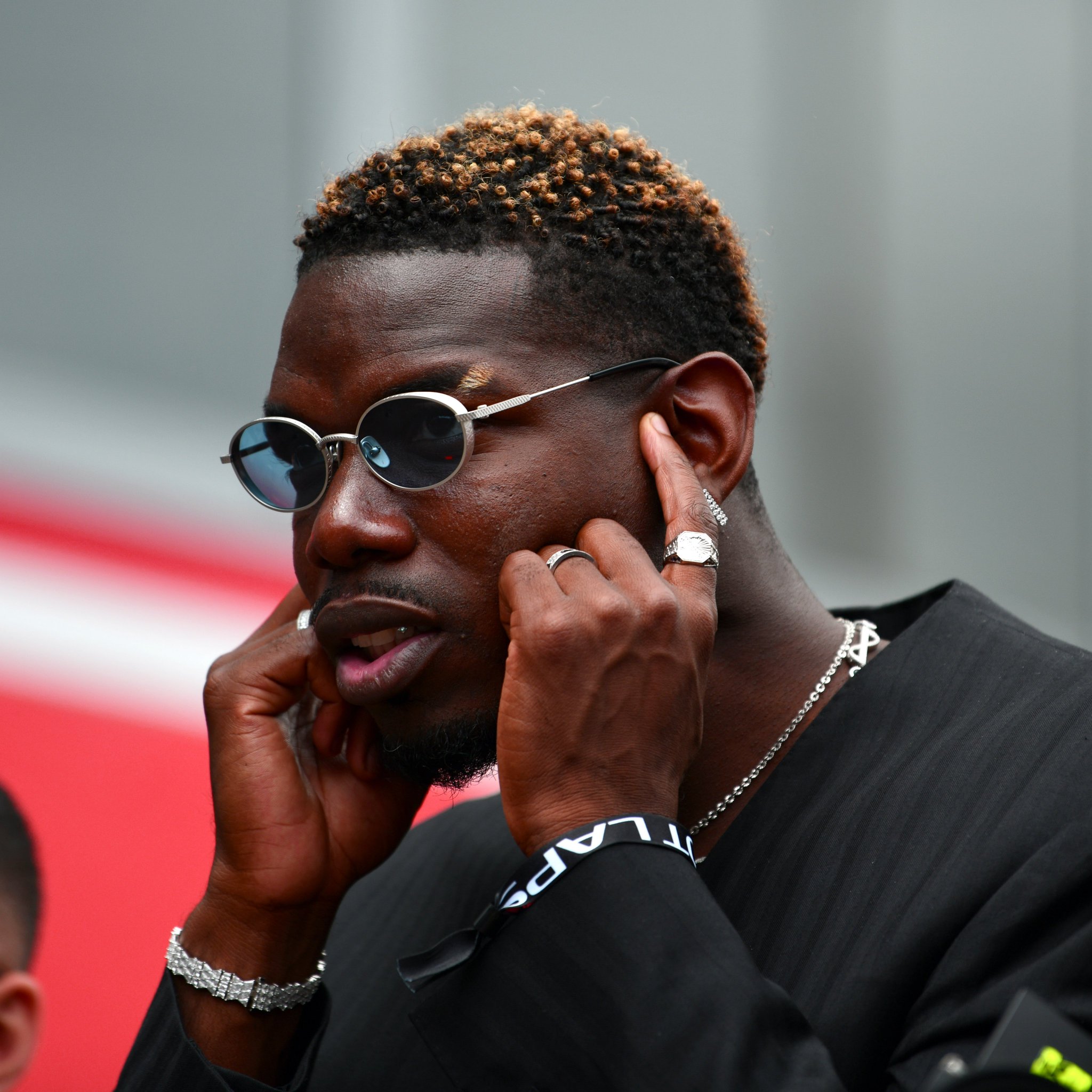 🚨 Paul Pogba 🇫🇷 tranche entre l'Équipe de France 2018 vs 2026 : 👇

« A...
