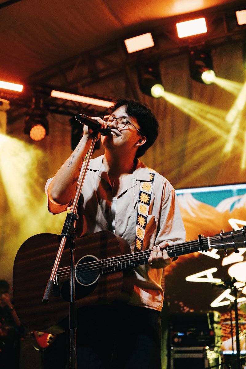 IvoryMusicPH's tweet photo. Maraming salamat, Olongapo! 😘

— payapang gabi with Amiel Sol live here at Olongapo City Magsaysay Unity Rotonda for Cityhood Concert 2026!

#AmielSol #opm https://t.co/FKtxFMiMmm