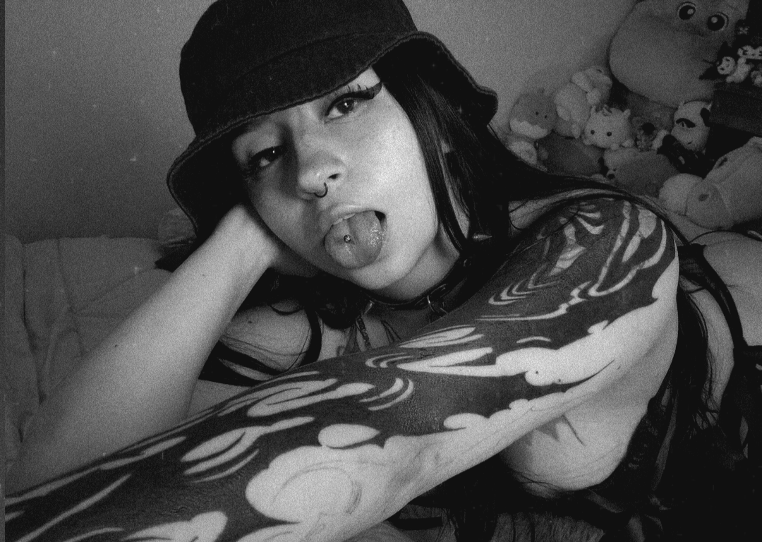 👀 Take a break from reality. 👉 https://t.co/jObVpxmmYX Stay awhile. #latina #onlyfans #xxx https://t.co/4linsGjgYN