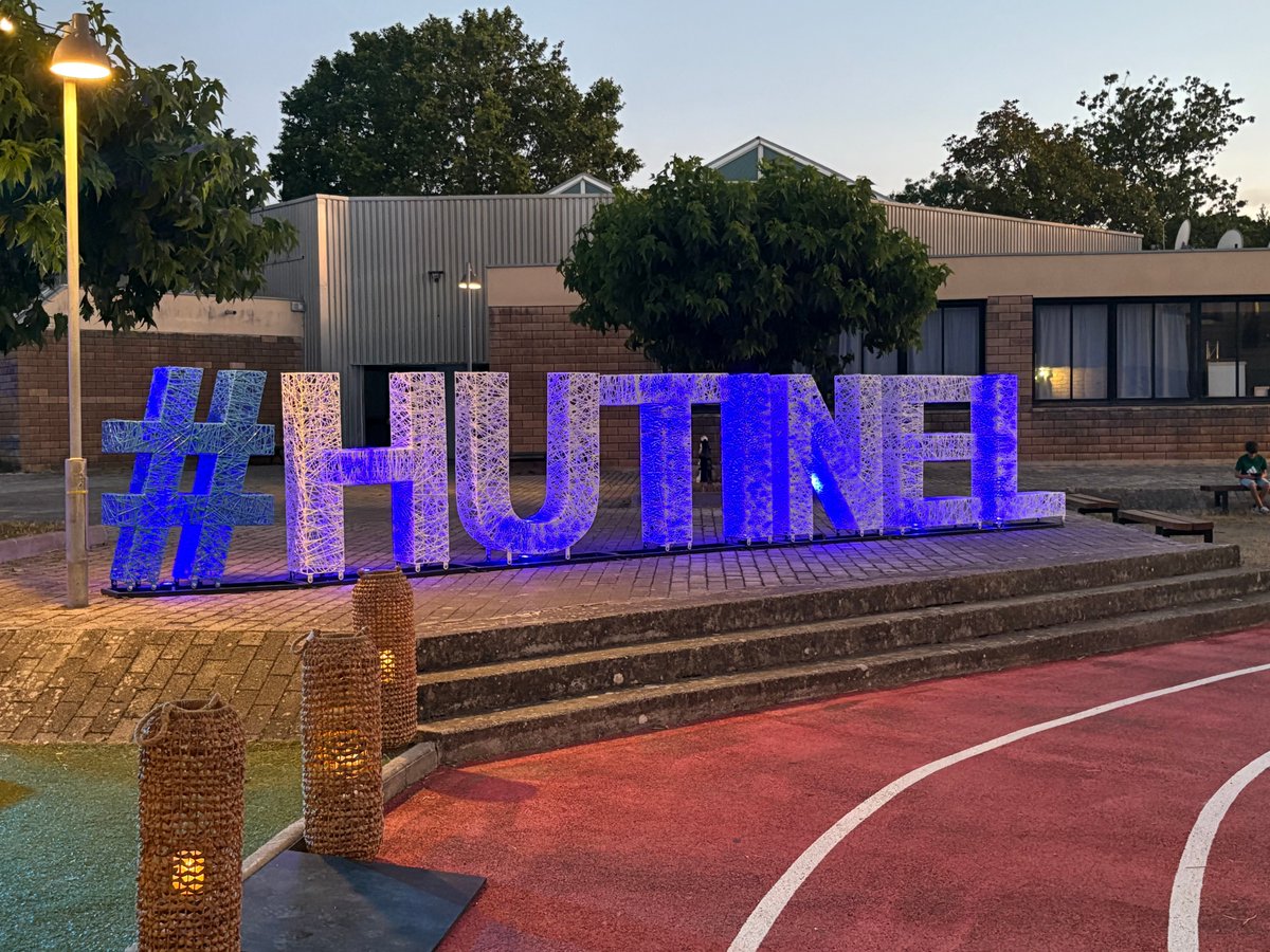 LyceeHutinel's tweet photo. Belle réussite pour l'édition 2026 de la soirée lycée entreprises organisée par le lycée Alfred HUTINEL à Cannes https://t.co/FFeZOxrVBg