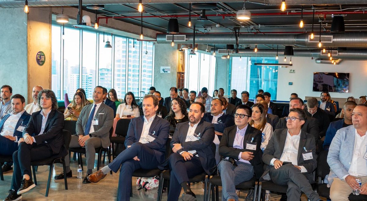 ISMSForum's tweet photo. @Globalbankpa @bancogeneral @Naturgy @Renfe @IberiaCards @SEUR @RheinmetallAG @Banistmo @CopaAirlines @PepsiCo @SGS_SA @Mercantilbanpa @BanescoPanama 📍 Cerramos #ForoPan2 con más de un centenar de #CISOs y líderes del sector.

La #IA exige una nueva forma de gobernar la #ciberseguridad empresarial.

🗣️Daniel García (@ISMSForum): “La incertidumbre exige colaboración, capacitación y resiliencia”.

¡Nos vemos en la próxima! https://t.co/xzf9LWJwc7