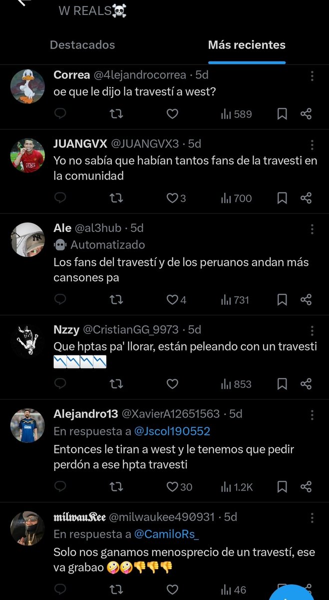 softlyte's tweet photo. muy conveniente que no menciona que en ese mismo momento M0l1y se estaba peleando con la comunidad de W (los llamo bots) y estos eran los comentarios más tranquilos hacia ella de ESA comunidad, pero es más fácil echarle toda la culpa a juan no? https://t.co/8Z1RATel4T