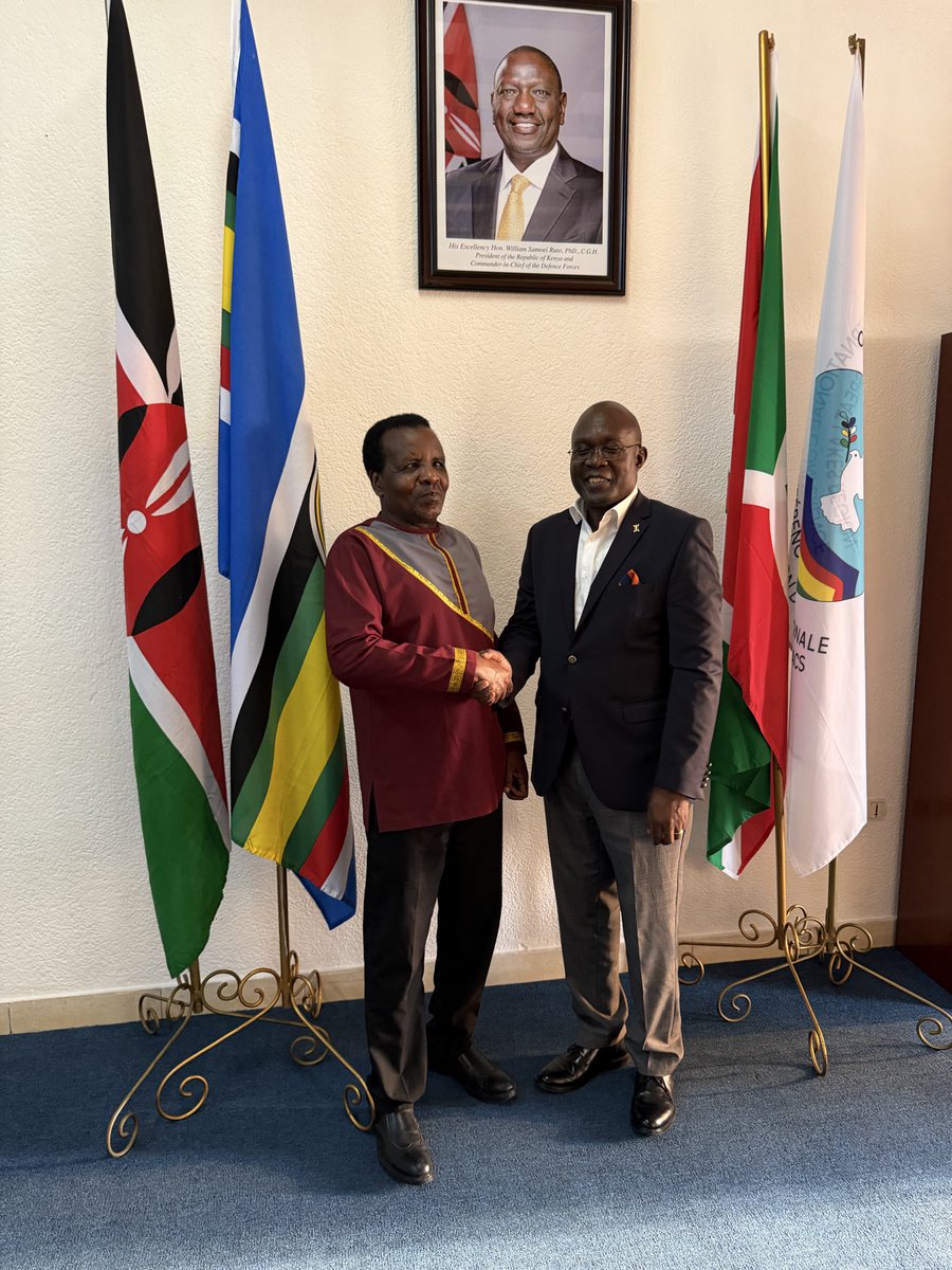 wambuma1's tweet photo. Rebel Kigame, an enigma of many hats. He’s a teacher, a preacher, academic and politician but more prominently, an accomplished gospel musician who has mentored many young gospel artists. Thank you, Sir, for your visit to the Kenya embassy, Bujumbura. https://t.co/YUhNEsKMfF