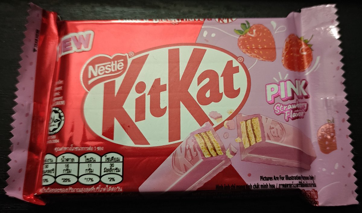 NicodeNirva's tweet photo. Me not like pink, but me like strawberries. :3 https://t.co/coeAJd2QVf
