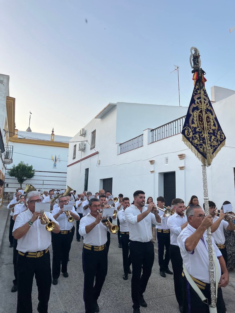 AMGranPoder's tweet photo. 𝘼𝘾𝙏𝙐𝘼𝘾𝙄Ó𝙉
El  Viernes 19 de Junio  acompañaremos  nuevamente al Sagrado Corazón de Jesús de nuestro pueblo.
Este será el último contrato que se haga con el nombre de Santa Mª la Blanca, en la próxima salida sonaremos denominándonos 
A.M. Ntro. Padre Jesús del Gran Poder. https://t.co/4fU7sS5LE6