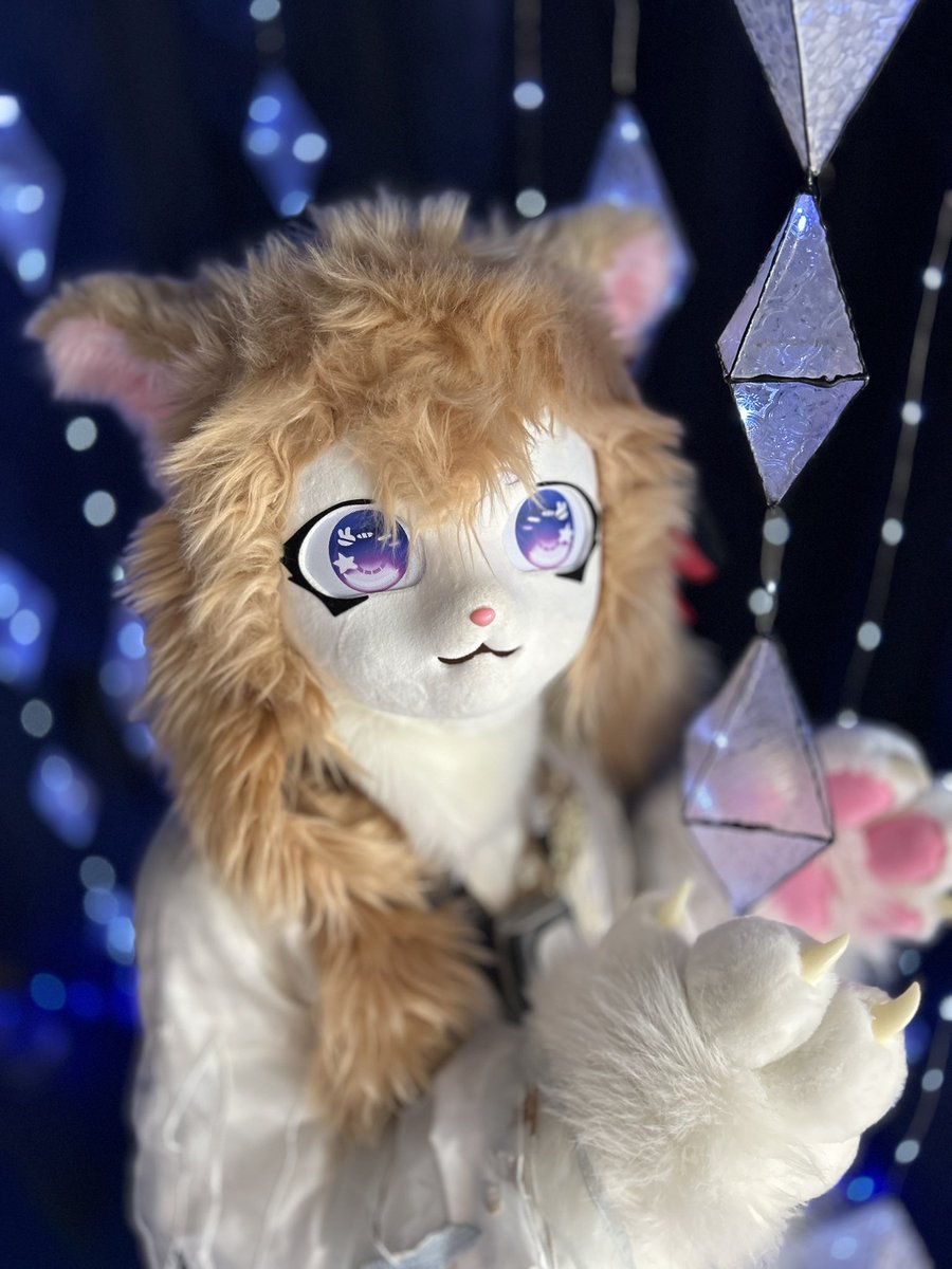 toyo1_0325's tweet photo. スタジオアニー映えスポット沢山ありました✨
狐狐音〔ここね〕@kemonokigurumi さん
@studio_anniv 
#街コス痛コレinおやべ2026
#小矢部市
#スタジオアニー https://t.co/qTI1iw0Q0t