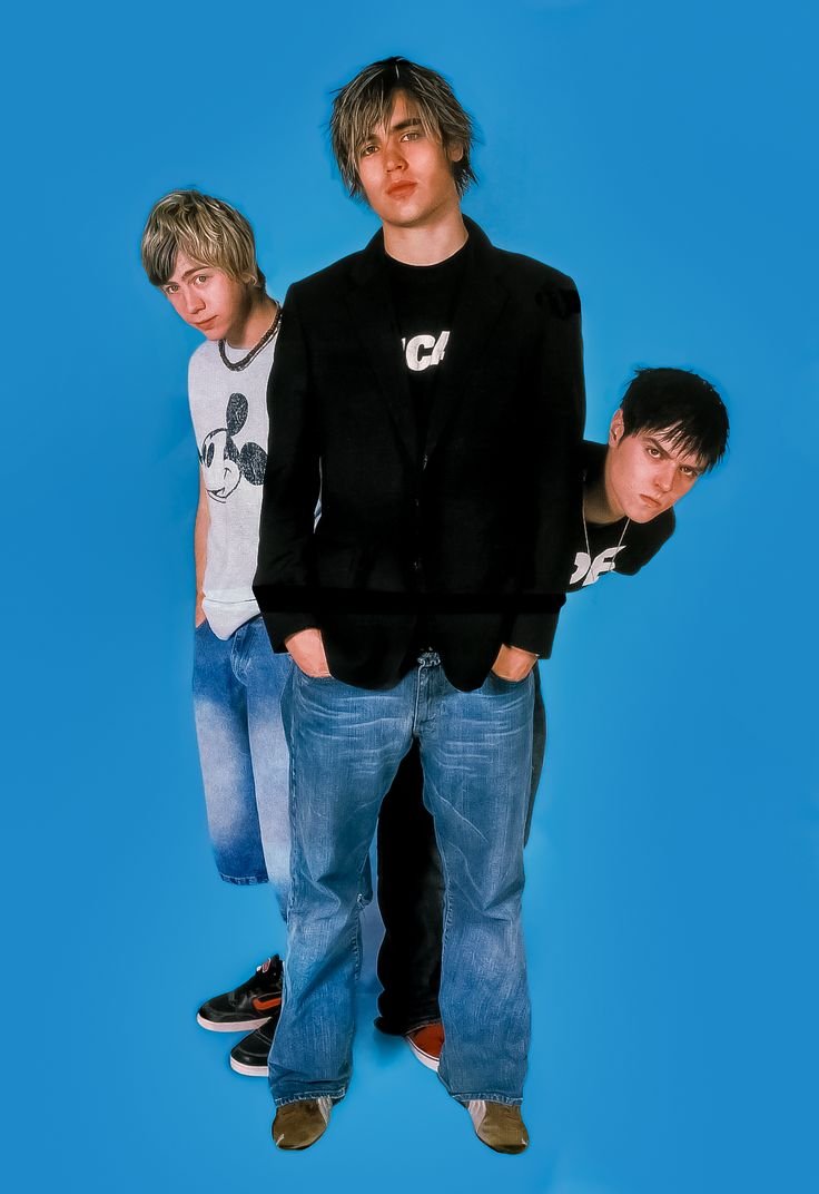 dailybustedband's tweet photo. https://t.co/d21V34cnim