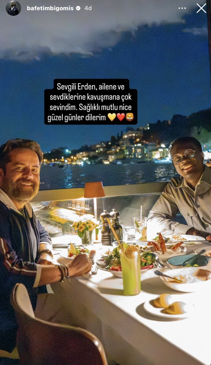 PesindeyizApp's tweet photo. Bafetimbi Gomis: "Sevgili Erden, ailene ve sevdiklerine kavuşmana çok sevindim. Sağlıklı mutlu nice güzel günler dilerim 💛❤️🦁" https://t.co/vUjZNubr5V