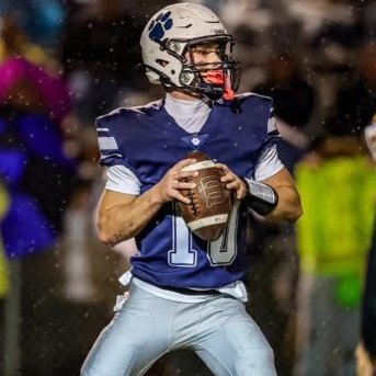 footballcoach79's tweet photo. Game Changers: 5 Rising 2029 Stars Poised for Huge Seasons
@MrGaigePope 
@d1_kai6 
@Brayden_Cleave 
@jr_christo49054 
@Lukeholtschlag 

https://t.co/c9Lh3WRgO9 https://t.co/IVzNO8t3Jy
