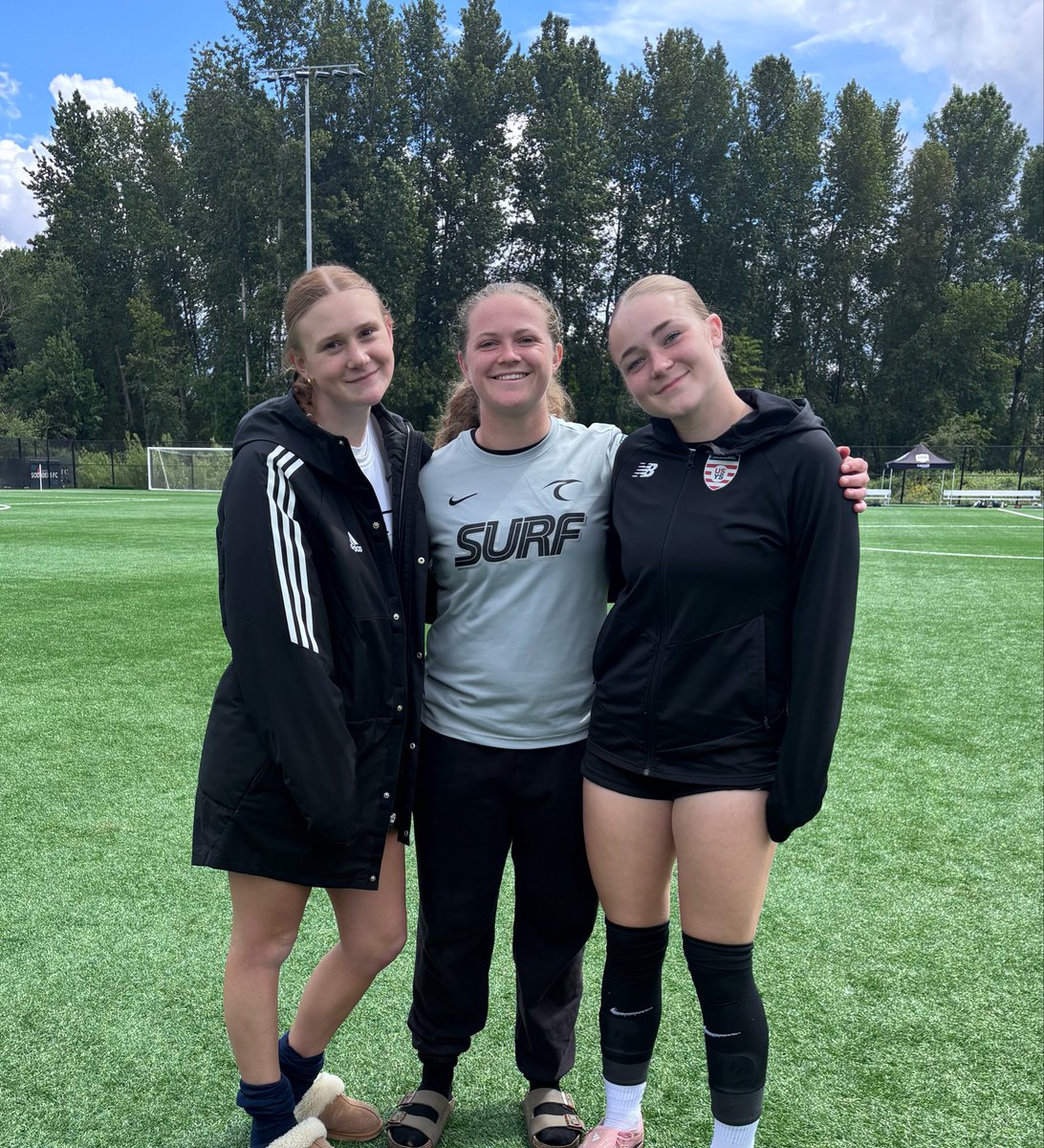 brooklyn_met's tweet photo. Huge thank you to @SeattleUnited for putting on an amazing ID camp with some great coaches like Paige from @UW_WSoccer and Brittany from @WakeWSoccer! Loved getting to play in such a fun and competitive environment!! https://t.co/QZ8RgLJ407