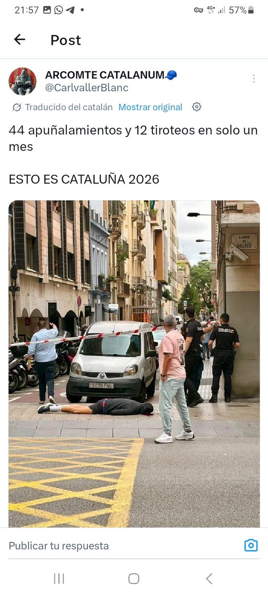 isrusan's tweet photo. @Pontifex_es @rosadiezglez ¿A cuántos inmigrantes se lleva al Vaticano? Me imagino que al escuchar todas sus historias (y ninguna de los españoles que conviven con ellos) les abrirá la puertas de par en par. Ya verá que bien se lo van a pasar.Por cierto,se le olvidó ponerse el pin de colores https://t.co/KWvW9BWRnG