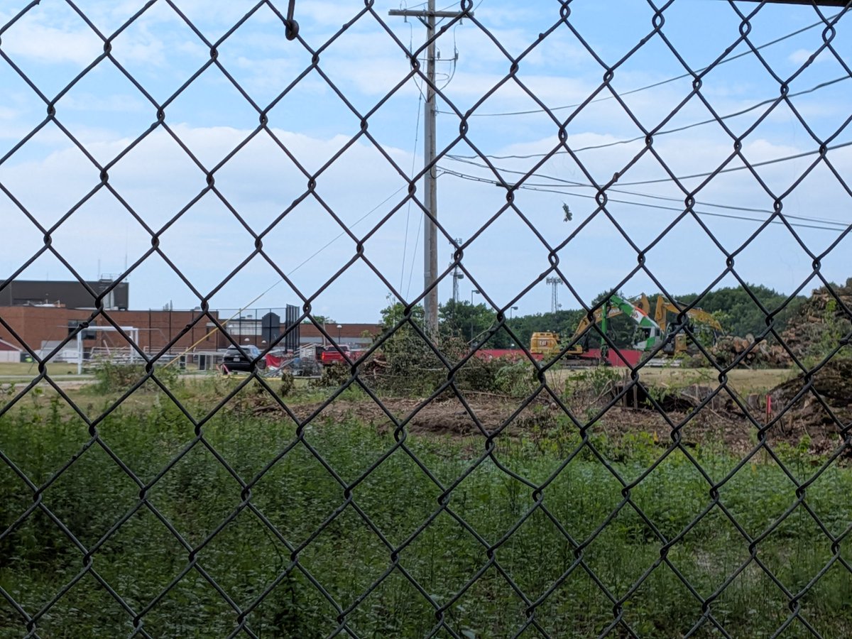 EricHousman's tweet photo. Building the new high school https://t.co/jzf7DIrplA