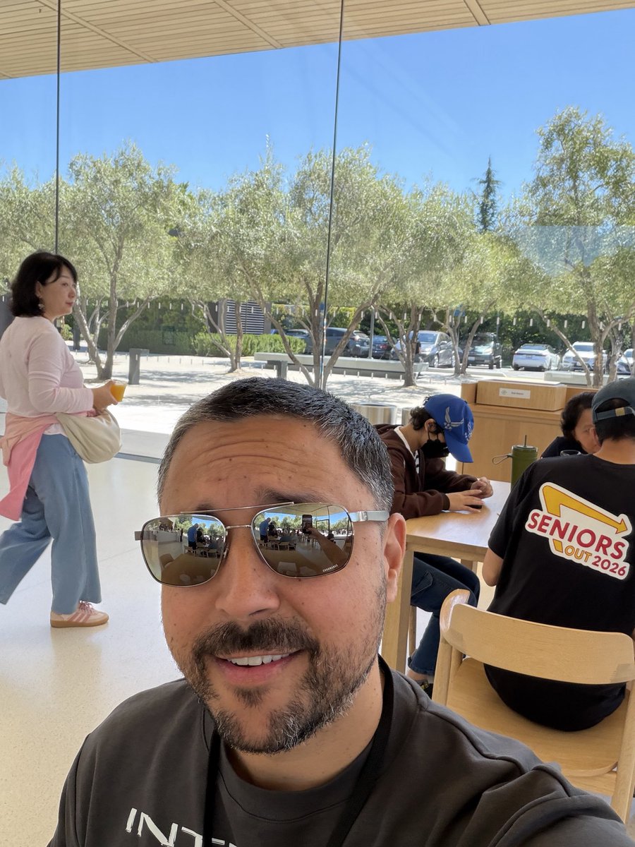 gravitasengine's tweet photo. Had such an incredible time in Cupertino at Apple WWDC hope to do it again sometime thank you so much Apple for giving me such wonderful feedback on my apps and for providing developers with amazing technology like you’re reaching into the future and pulling something back for us https://t.co/CVJu5WxR1U