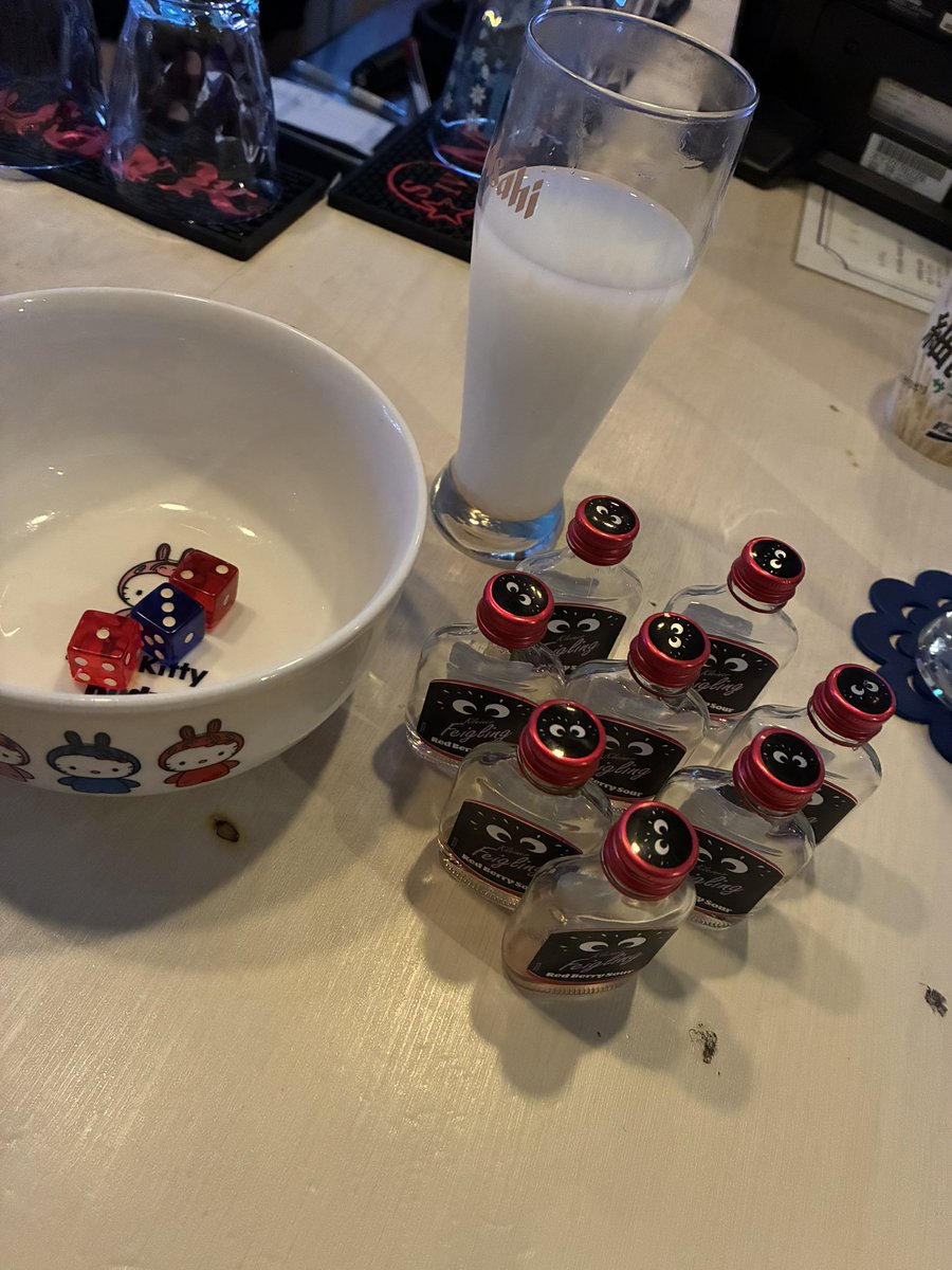 ayaka_paro's tweet photo. 出勤ツィ上がってないけど
いいねは来てる💦
どういう事💦

相変わらずチンチロ雑魚🎲 https://t.co/ACZA6KSX4y