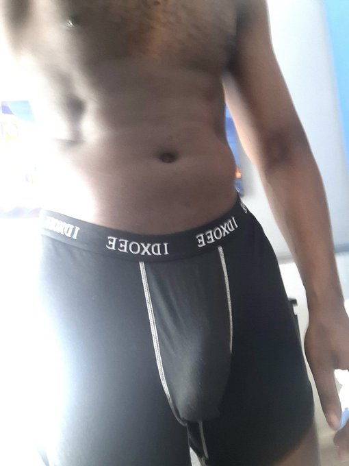 🇬🇧 🐴Horsea 🐴 🇬🇧 - It won't stop bulging https://t.co/qkkQaPQ1rd