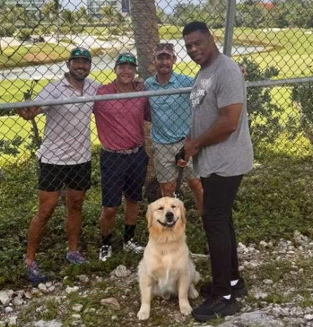USEmbassyNassau's tweet photo. #ThatFeelingWhen your job as #Diplodog is to make new friends. Happy Friday! #FridaysWithDuke 🇺🇸 🇧🇸 🐾 https://t.co/ww2c1opdI7
