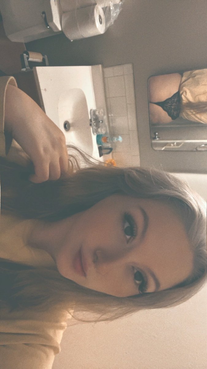 CurvesOnCommand's tweet photo. Idc what anyone says my body is sexy as fuck🥵 https://t.co/24MeipVwmS