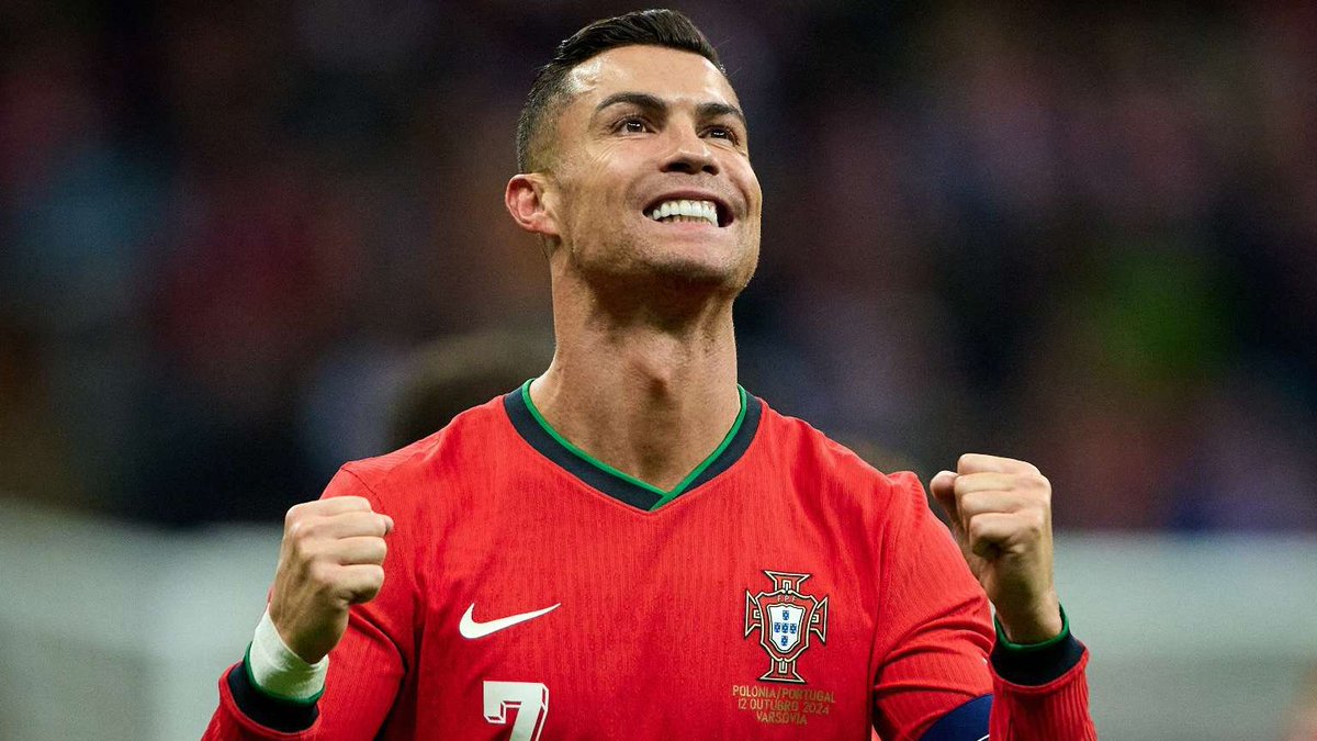 UTDAlex8's tweet photo. 🚨Zinedine Zidane on Cristiano Ronaldo calling the World Cup a seven-game 
tournament: 

“Only those who don’t truly understand Ronaldo would be annoyed by that statement. He’s never been one to burden himself with pressure—his mentality is simple: win, no matter what. He once told me his mission was clear: go to the World Cup and bring it home for Portugal. And with Ronaldo, words are never just words… when he speaks, he delivers.”