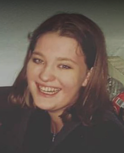MemorialME's tweet photo. 🖤#RIP Kim Linke *6.10.2000 - †10.6.2026🖤

Die ehemalige Volleyballerin Kim, die früher ein Sportinternat besuchte, ertrug ihr #MECFS Leid nicht mehr. Ihr bleibt als einziger Ausweg der Tod, weil Hilfe wie immer verweigert wird.💔

TV Bericht über Kim:
https://t.co/pwCvINLzXL https://t.co/fwPjx1QgqE