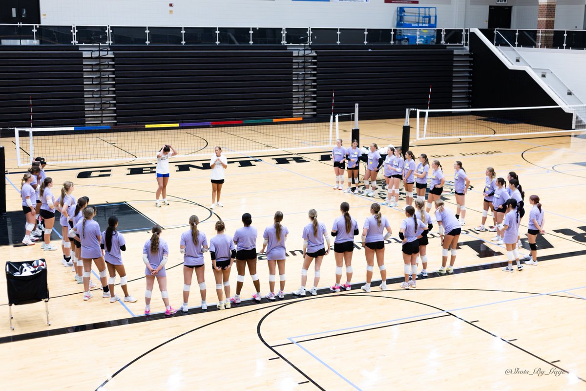 CoachWeidert's tweet photo. Coaches: We have teenage kids with growing interest in sports photog who are learning the ropes of photog, journalism and entrepreneurship.
Why not support them by inviting them to camps, practices and matches/games, highlight their work on social media/offer $ if possible? https://t.co/GjJ9ruGE76