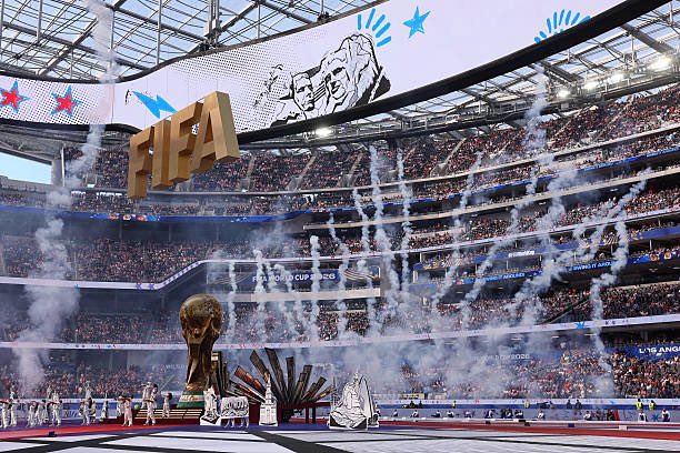 lalaluvlalisa's tweet photo. Some performances entertain.
Some performances make history.
This one does both. ⚽🏆✨

LISA OPENING CEREMONY
#LISAXGOALS
#LISAxFIFAWorldCup https://t.co/o6zvH6iU6f