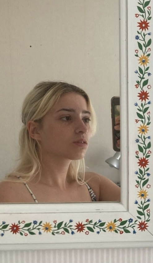 ChavLover911's tweet photo. Help me to expose this cucks irl 22 yr old Svenja https://t.co/d4zCXRKxWX