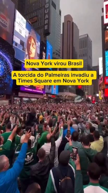 BrunoTFarah's tweet photo. @futebol_info @simpraisa Nada supera a festa dos Palmeirenses lá ano passado! https://t.co/xnm08iynms