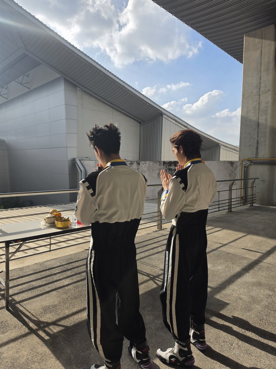 meyuyui's tweet photo. วันนี้กดบัตร....สาธุ..
#JuniorMarkConcert https://t.co/48enXIEWvL