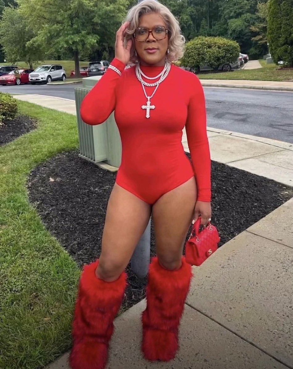 regina_check's tweet photo. Tyler Perry Madea Photoshop AI baddie in a residential neighborhood reaction https://t.co/vvrkvu63v3