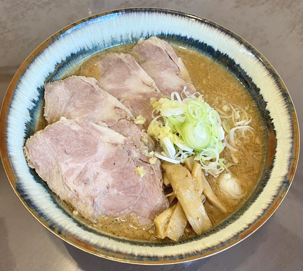 akaoni_misoya's tweet photo. 本日もよろしくお願いします！

【営業時間】
11:30〜14:30
17:00〜21:00
ラストオーダー各15分前 https://t.co/N9gsPwSQuB