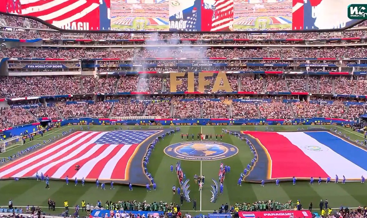 Single_Boy_AK's tweet photo. USA vs Paraguay https://t.co/45Wo7y1FbF