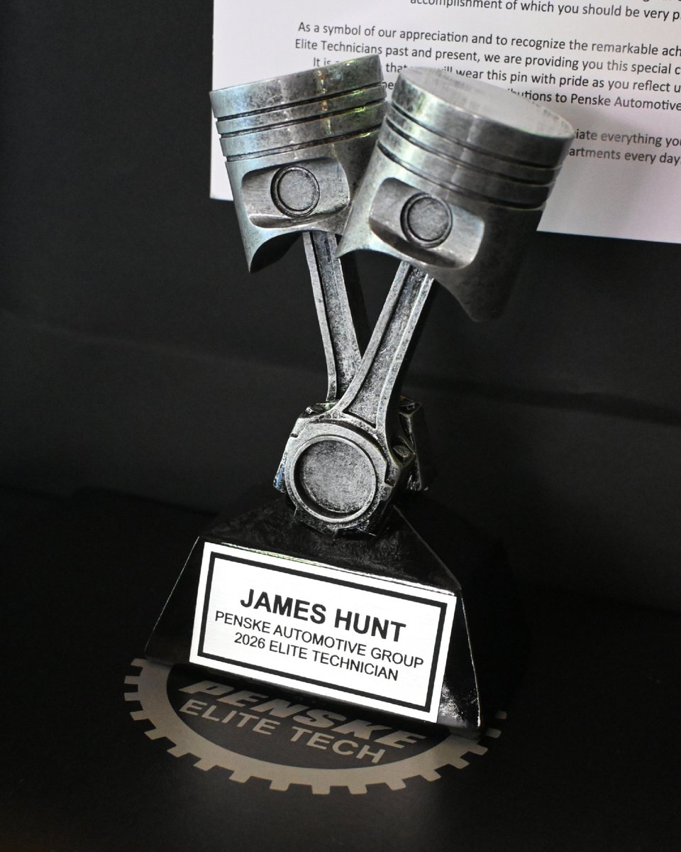 MINI_Warwick's tweet photo. Congratulations again to #MINIOfWarwick Technician Jimmy Hunt for his 2026 #PenskeEliteTechnician nomination! ๐Your dedication and expertise are indispensable. #MINI #Warwick #RI #RhodeIsland #EastCoast #MINILove #MINIFans #MINIMania #MINIWave #EliteTechProgram https://t.co/kefBmODuwP