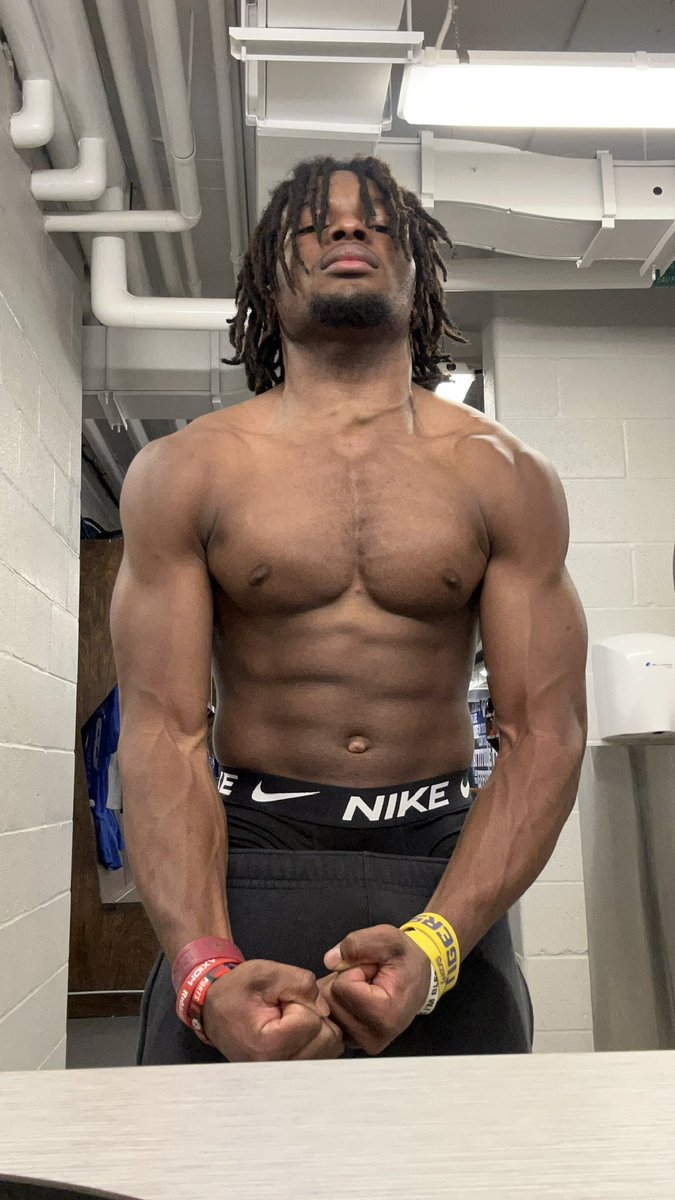 andy_KabalaJr's tweet photo. Gained over 12lbs this off-season. The grind was real! Always lock in! 5ft9 180Lbs WR/DB https://t.co/EpSTjlT65R