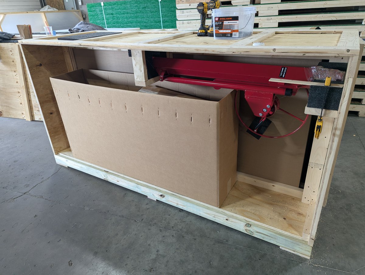 CFpittsburgh's tweet photo. No matter how unique the item, we find a way to protect it. This custom crate was built for a residential customer shipping a telescoping reel device complete with its stand and ladder packed securely in the same crate. One shipment, one solution, protected for the journey ahead. https://t.co/cTs1VkBCSO