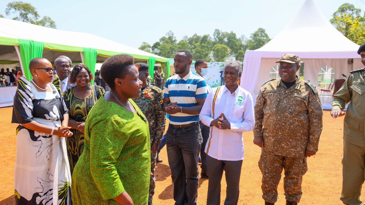 ivan_magomu's tweet photo. Today, @UgandaWildlife officially launched the UWEC - Mbale Zoo, Uganda’s first regional satellite zoo right here in Mbale City! 🦁🦓

As a youth leader in Mbale City, I witnessed history in the making. This is more than a zoo, it is a strategic gateway to Conservation Education, Eco-tourism and real Economic Opportunity for Eastern Uganda.

Mbale City is blessed with immense tourism potential, from the majestic Mt. Elgon to our rich cultural heritage. This new facility will unlock that potential by boosting visitor numbers, creating jobs, and driving local businesses, ultimately benefiting the entire community through improved livelihoods, infrastructure, and sustainable development.

We warmly welcomed our Chief Guest, H.E. Vice President @jessica_alupo , together with Hon. Susan Nakawuki, Minister of State for @MTWAUganda , Hon. @WanyotoLydia , Minister of State @mopsuganda and the Umukuuka wa Bugisu. Their presence underscores the Government’s commitment to bringing development closer to the people.

We are deeply grateful to H.E. President @KagutaMuseveni for his visionary leadership that is transforming Mbale City and the entire Eastern region. 🇺🇬

The next generation deserves a greener, wilder, and more prosperous Mbale City.! 💪

#UWECMbale #MbaleZoo #ConservationEducation #EcoTourism #ExploreUganda