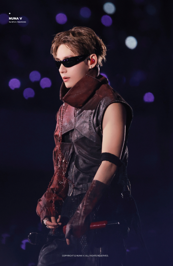 AboutMusicYT's tweet photo. Taehyung goes viral for his video game character-like visuals. https://t.co/g7reQ3243g