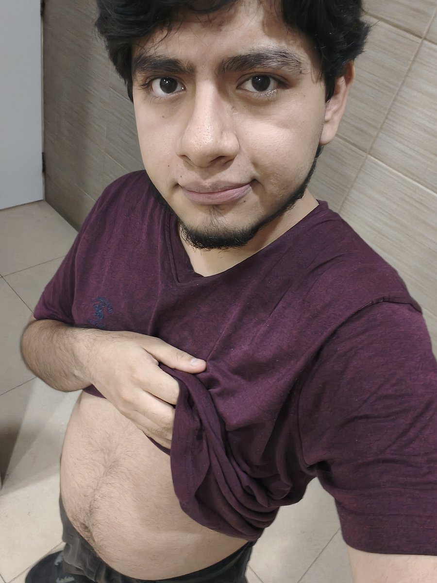 AltChris_'s tweet photo. Siento que comí mucho 🐽 https://t.co/ShFxnrOgax