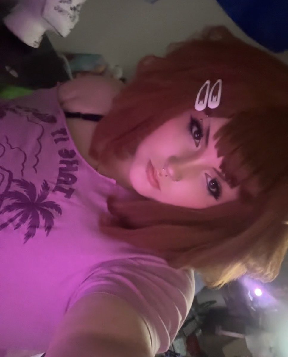 chuusreality's tweet photo. “ Trying to let you know!
Sign을 보내, signal 보내 “ ♬ˎˊ˗ 

———————————————
notes ⋮ i luv my uraraka cos so much!! 

tags ♯
#fyp #cosplay #kemonomimi #harinezumimi #lgbtqia #LGBTQ #alternative https://t.co/PF2XEqiqcd