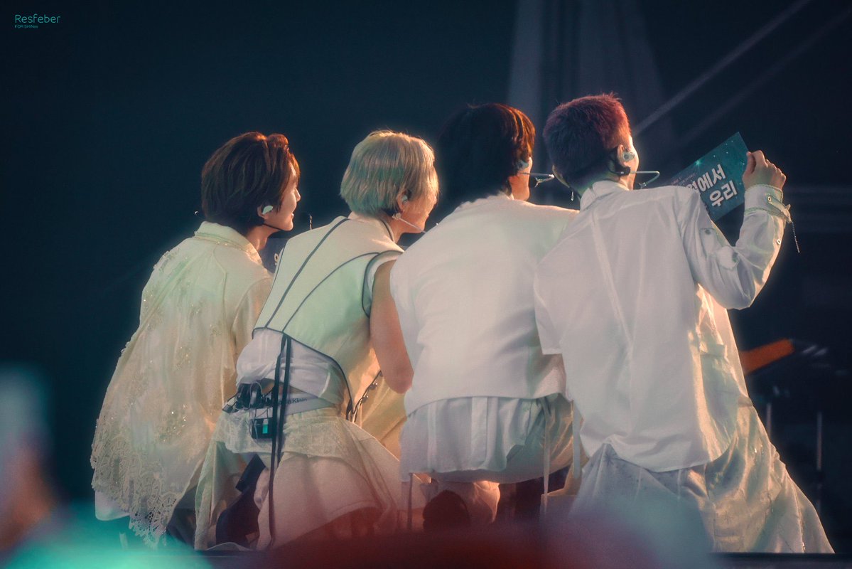 shineeworld1218's tweet photo. https://t.co/lacwQEPoHr