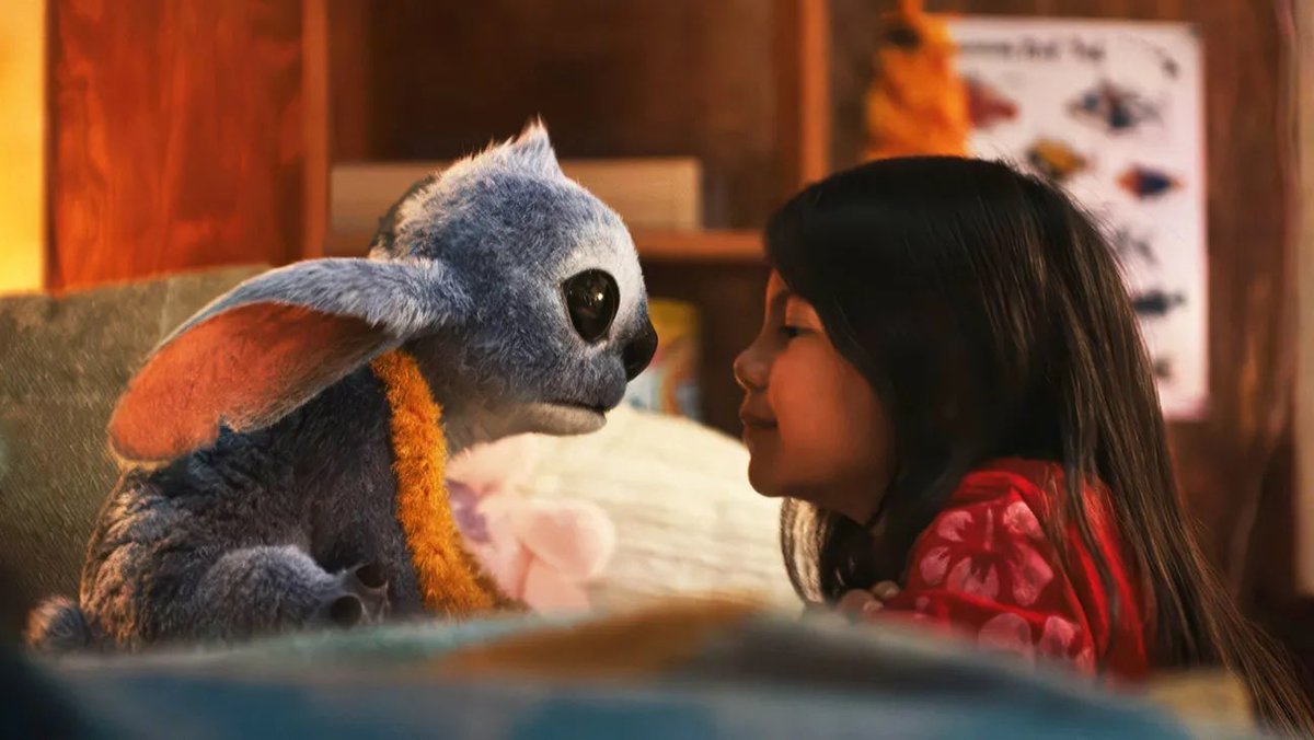 DisneyBeat101's tweet photo. Chris Sanders will be the director for the sequel of the live-action Lilo &amp; Stitch remake.

Sanders was already deeply involved in the project as scriptwriter, but this furthers his involvement even more. Filming begins later this year. https://t.co/LSyUyGzJwy