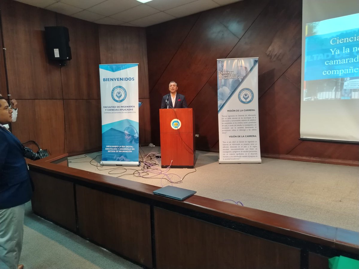 fingca_uce's tweet photo. FICA a través de la Carrera de Sistemas de Información, culminó con éxito las Charlas de Pertinencia 2026, un espacio académico desarrollado durante dos jornadas que reunió a estudiantes, docentes, profesionales y expertos nacionales e internacionales. https://t.co/qHcytQr6mX