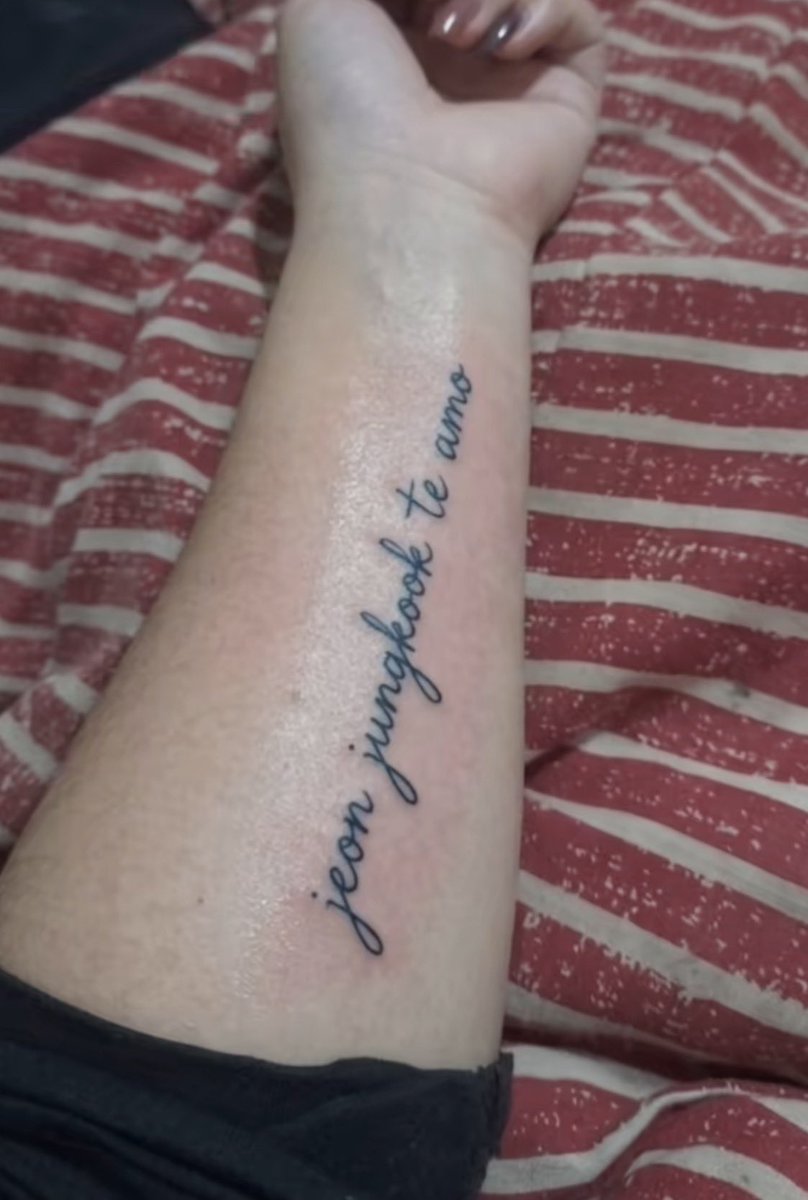 koozswag's tweet photo. guys 😭😭 i just got my first tattoo 😭😭😭💗💗💗💗 https://t.co/BYj1BxjiOM