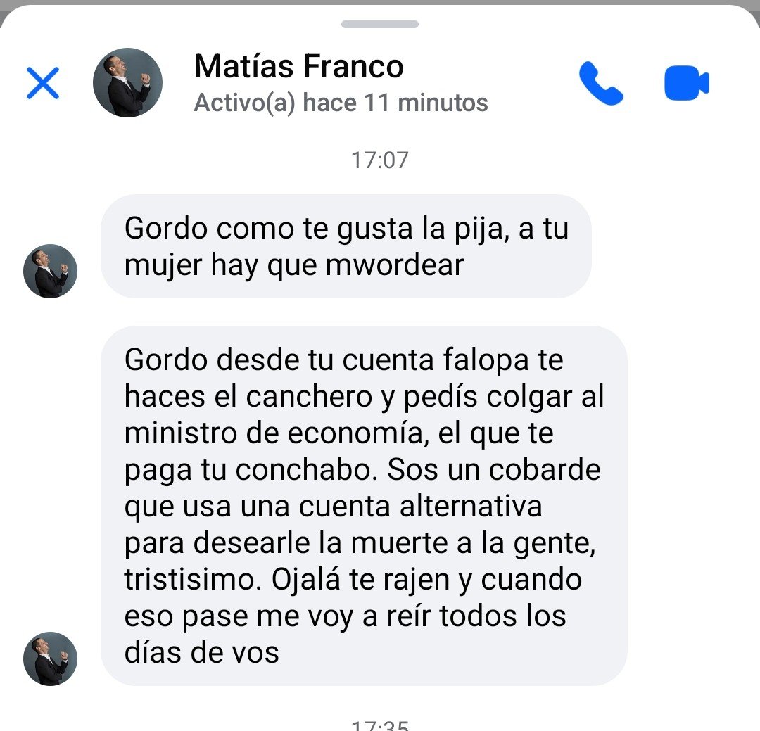 duroms's tweet photo. Esto son los Minions  de Carreira y Acuña. 
Cobardes y mala gente https://t.co/PzKOfq2aio