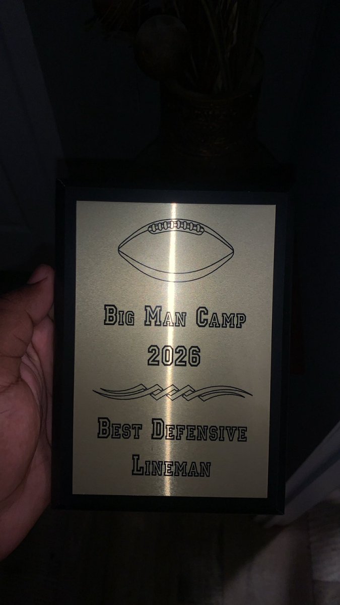 TreyB_arksdale's tweet photo. Blessed to be named Best Defensive Lineman at @LetsGoICC Big Man Camp.
An amazing opportunity for me to show off my talent and hard work!!
@CoachHentzICC @Coach_TMacon @CoachM_Fair @TheDarkWhyte @SouthPanolaFB @BlueChip_South @5StarFBRecruits @MacCorleone74 https://t.co/Vj1LobyVvv