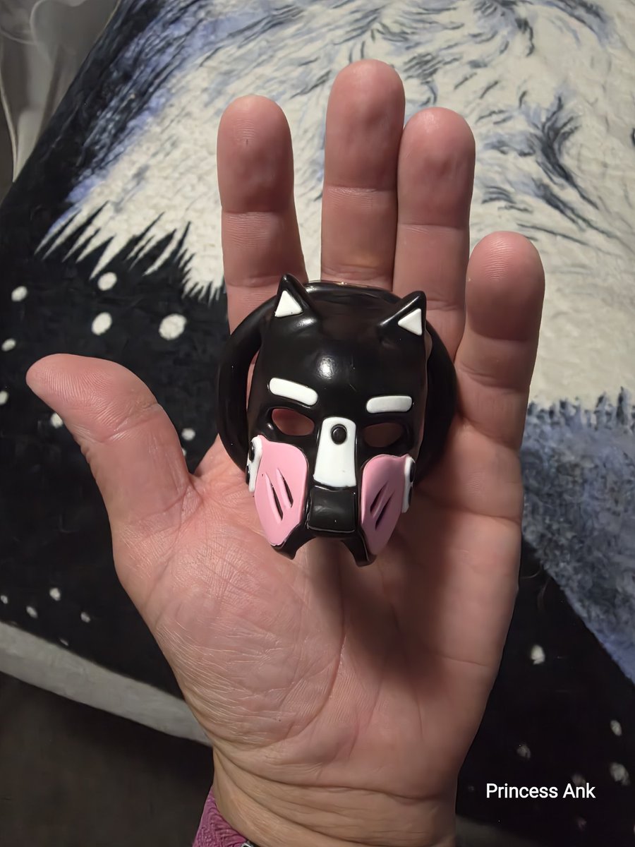 BetaPupAnk's tweet photo. Excited. Waiting for bf to get home so can put me in this cage and yes i modified it and wanted a frisky pup hood anyways to match my hood hehe. #lockedforever #transpup #paddedforlife https://t.co/rNtgLR67EZ