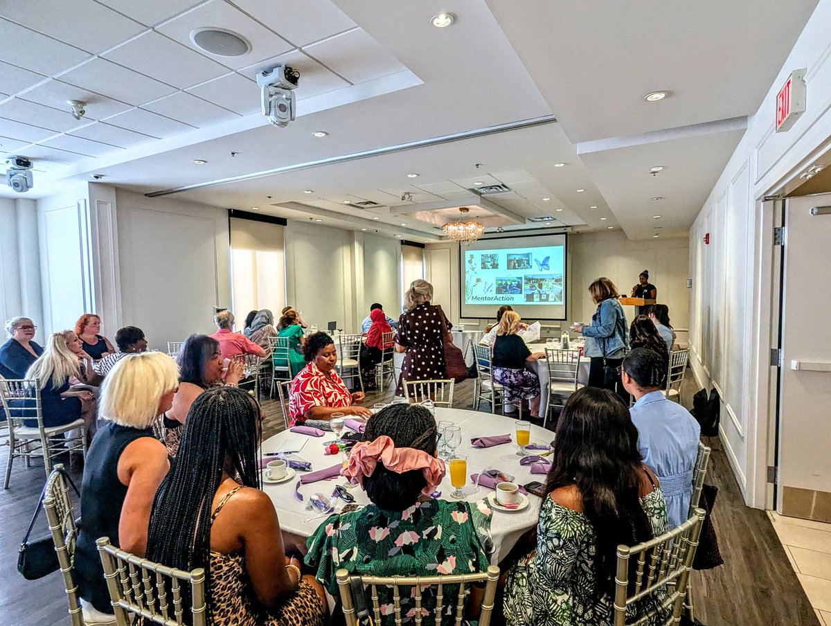 glenpyle's tweet photo. Interval House of Hamilton does so much to reduce gender-based violence &amp; support those who experience abusive relationships.

It was an honour to attend the staff appreciation breakfast to celebrate the dedicated the great people of IHOH, &amp; to thank them for all that they do. https://t.co/R3NIE1XBNU