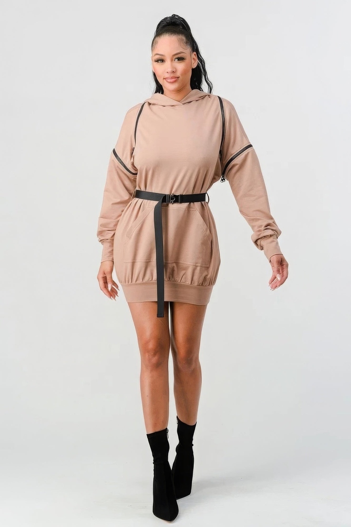 KamiValafar's tweet photo. Steal the spotlight! 🌟 Edgy PU leather &amp; cotton hoodie dress with unique double zipper sleeves! ✨ Free shipping, risk-free returns. Use 'Get Your 10% Discount for Visiting'! 💃 #StreetStyle #FashionTrends https://t.co/gEMSgPSoCS