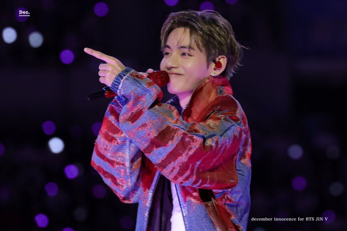 Dec_Innocence's tweet photo. 260612 BTS WORLD TOUR 'ARIRANG' IN BUSAN
#뷔 #태형 #TAEHYUNG #방탄소년단 #BTS @BTS_twt https://t.co/ROrllHLWYV