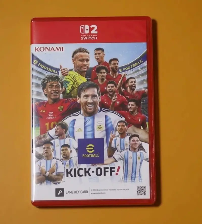 WEPESX's tweet photo. We've been asking Konami for years to release a paid version of #eFootball that would have better graphics and offer all the modes available in PES, They listened to the idea of ​​a paid version, but only implemented it for NS2 owners! Of course it still lacks the popular modes. https://t.co/5AZ7YWUSP7