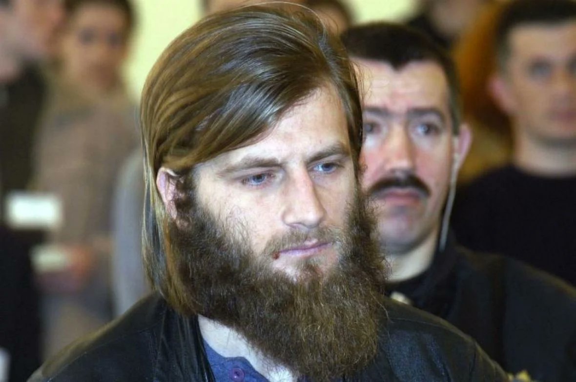 CesirF94590's tweet photo. @RSavaberg Za miran san samo vrata od podmornice https://t.co/E5hR3u9NHm